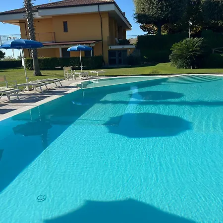 ベッド・アンド・ブレックファスト Il Giardino Sul Mare