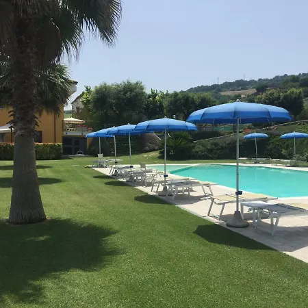 Il Giardino Sul Mare Bed & Breakfast Martinsicuro