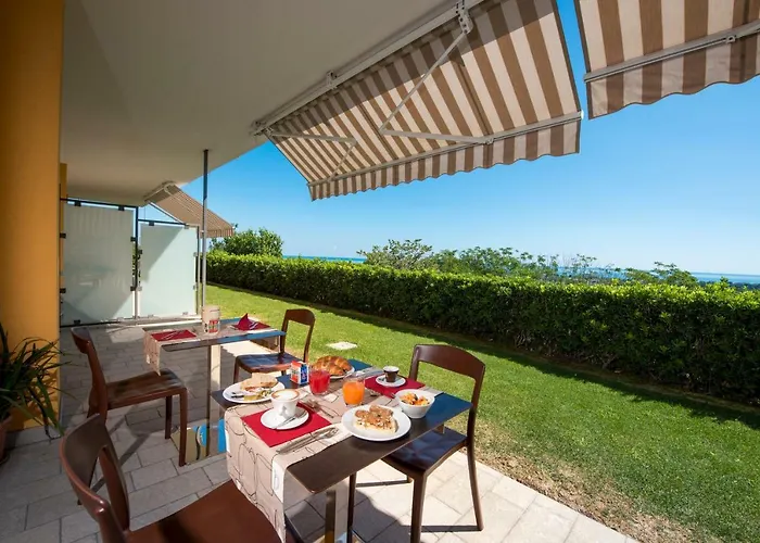 ベッド・アンド・ブレックファスト Il Giardino Sul Mare マルティンシクーロ